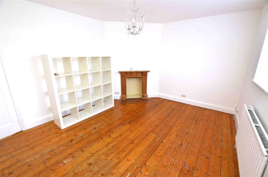 Property photo 2 of 7 Property Photo
