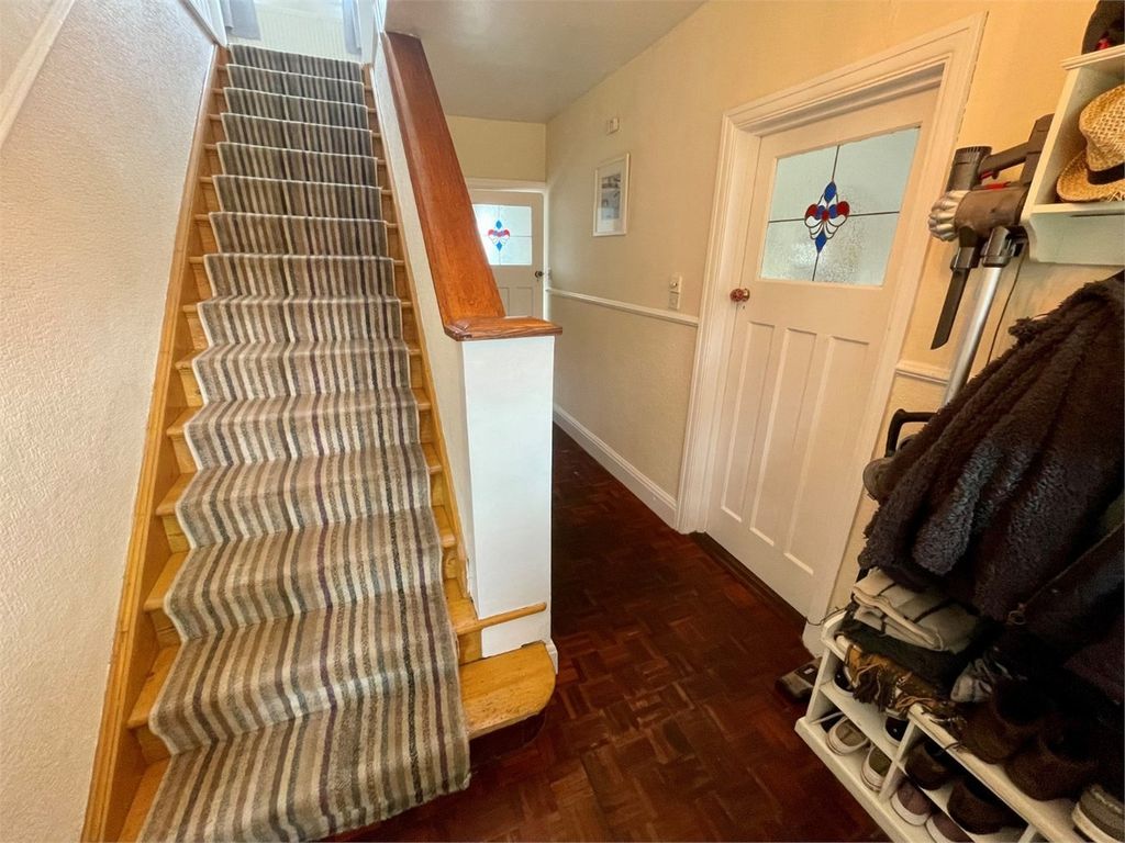 Property photo 2 of 24
