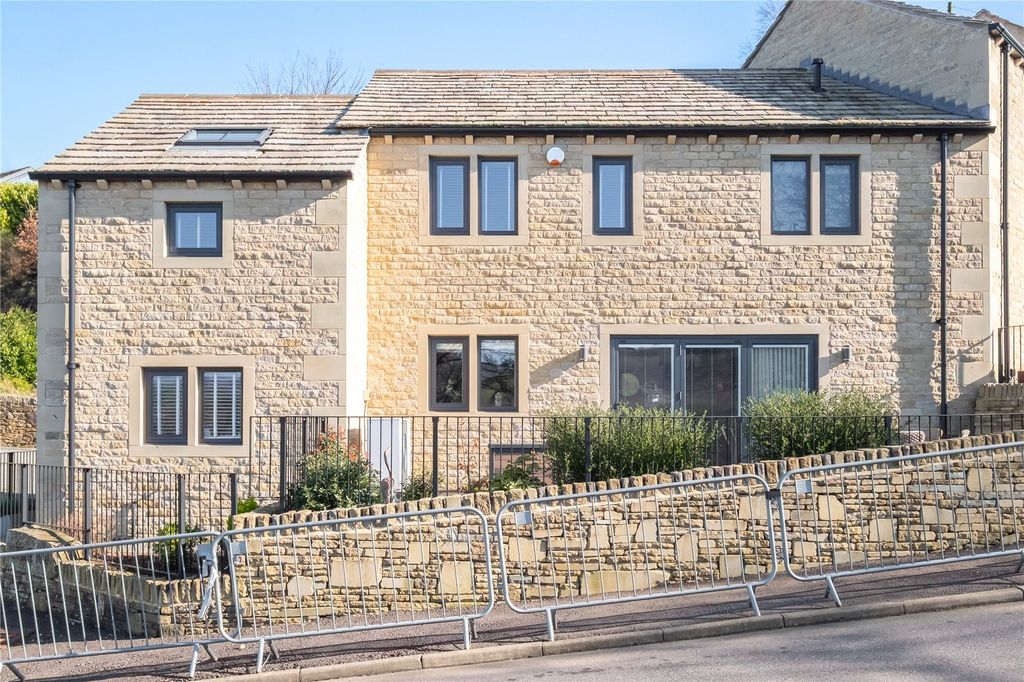 Property photo 1 of 24 Outside Rear