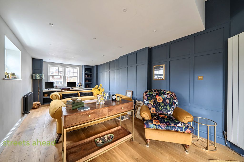 Property photo 3 of 20 B2c8165E-86E9-48F...