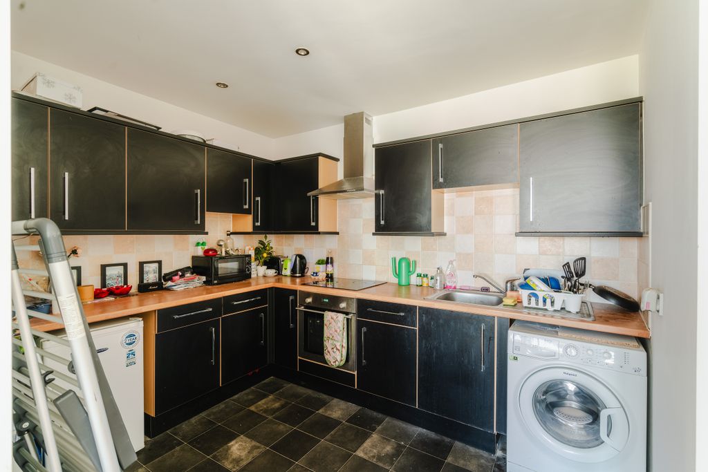 Property photo 2 of 18 2