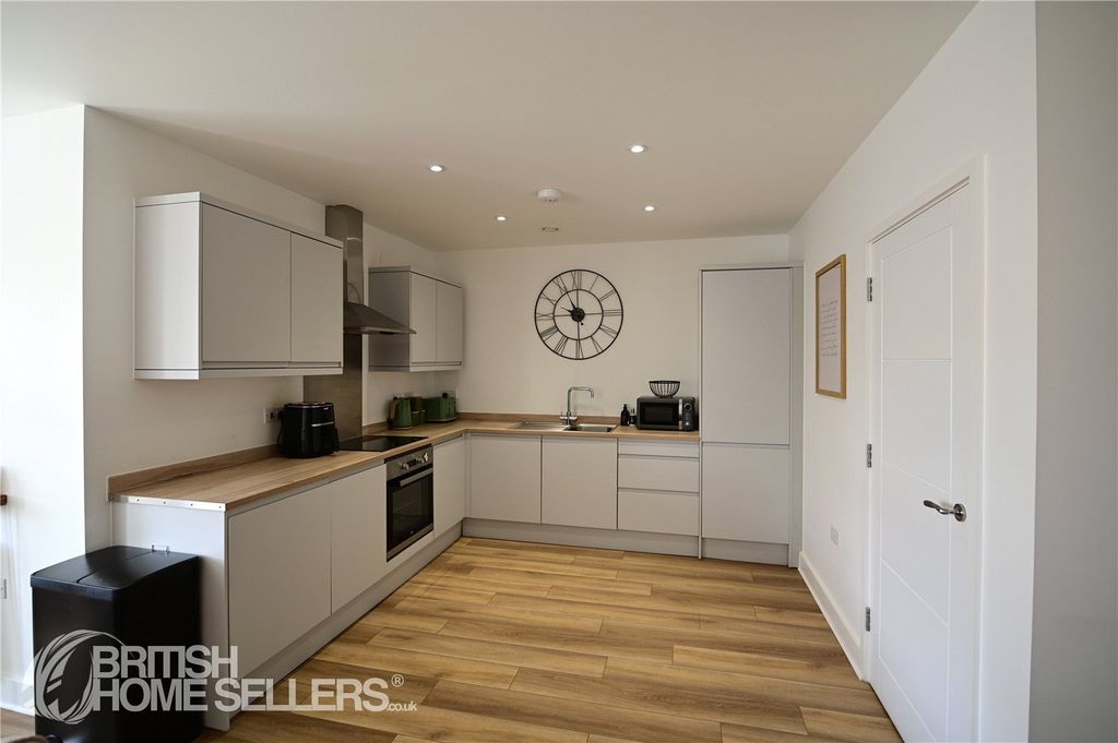 Property photo 3 of 10 Picture No. 07