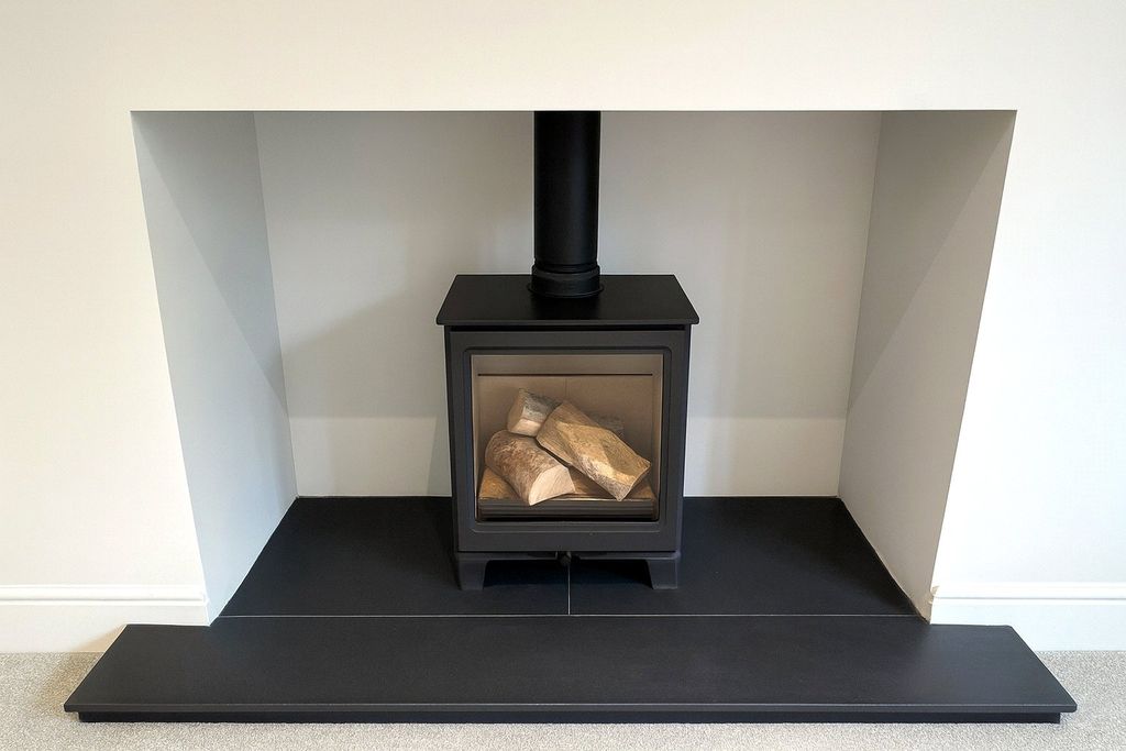 Property photo 3 of 13 Log Burner