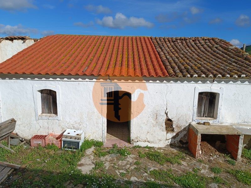 Property photo 1 of 49