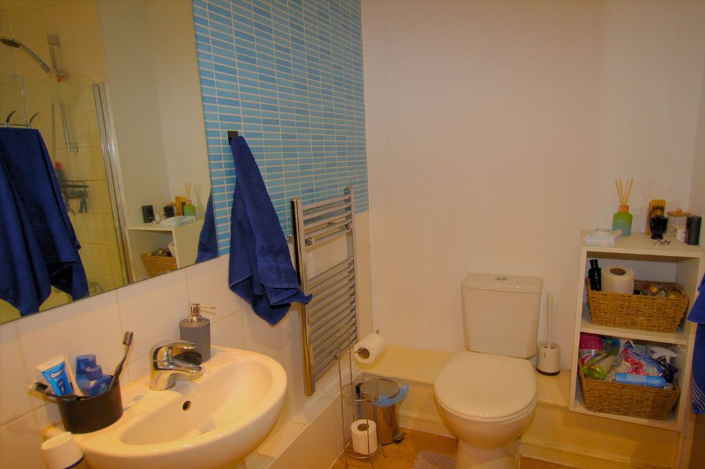 Property photo 3 of 8