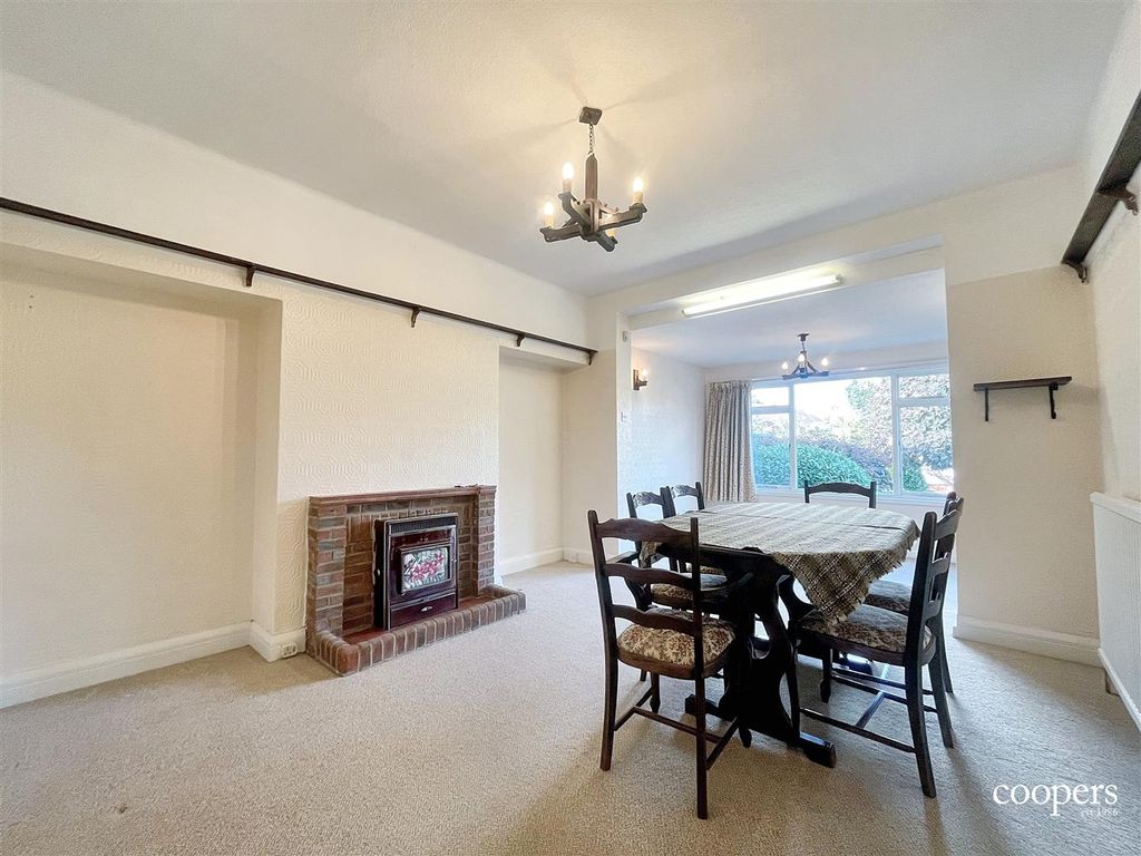 Property photo 2 of 10 Dining Room.Jpg