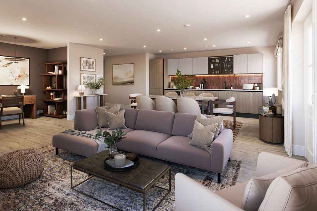 Property photo 2 of 7 Living/Kitchen