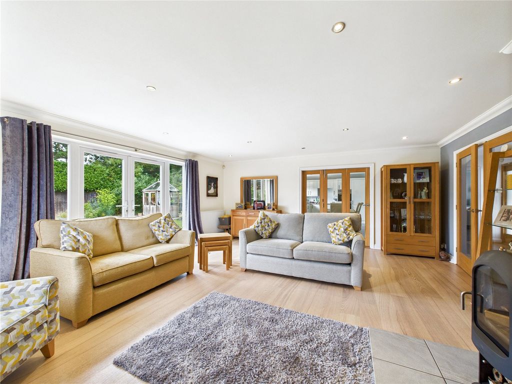 Property photo 3 of 20 Picture No. 12