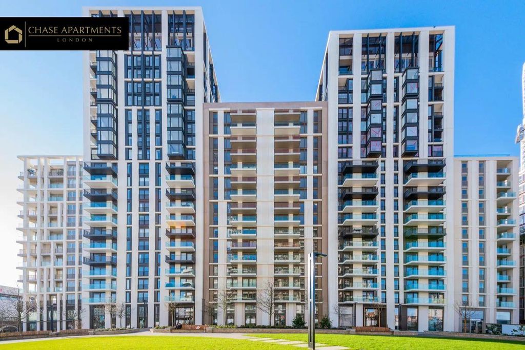 Property photo 3 of 6 Belvedere-Row-Apartments-Fountain-Park-Way-London-