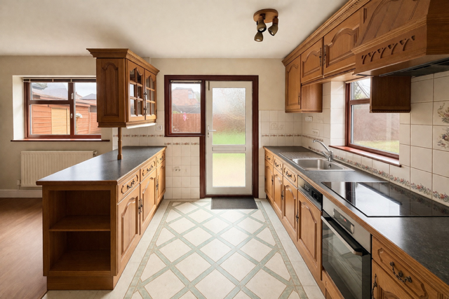 Property photo 3 of 19