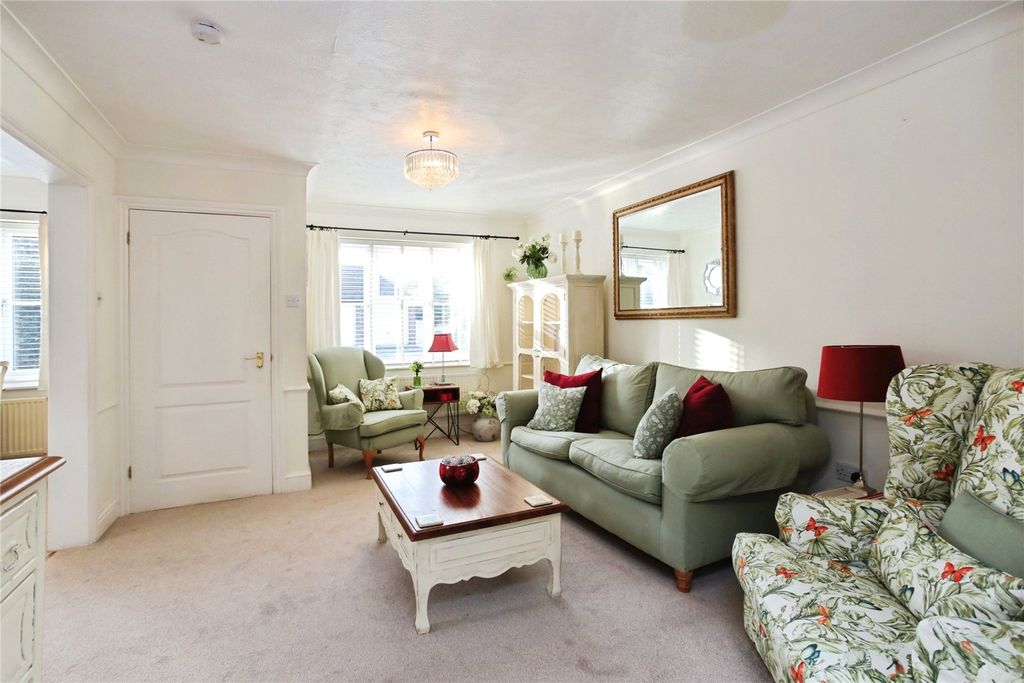 Property photo 2 of 16 Picture No. 18