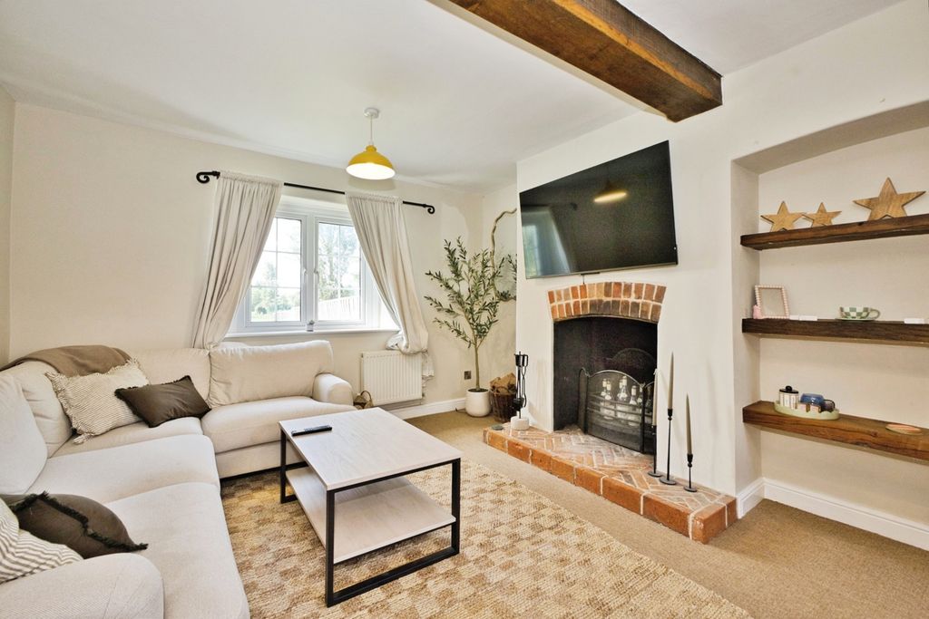 Property photo 2 of 17 Pbox-Img.Jpg
