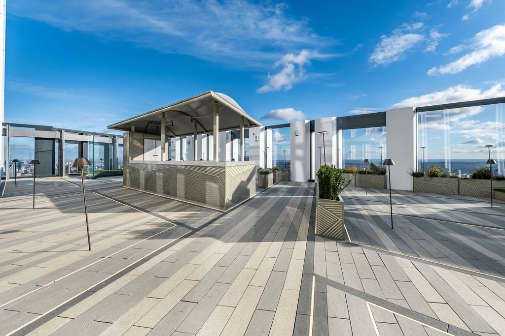 Property photo 2 of 18 Park-Tower-Amenit...