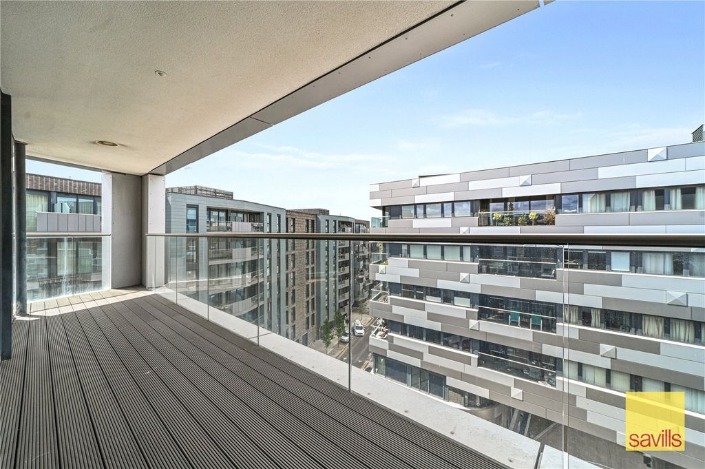 Property photo 2 of 22 Balcony