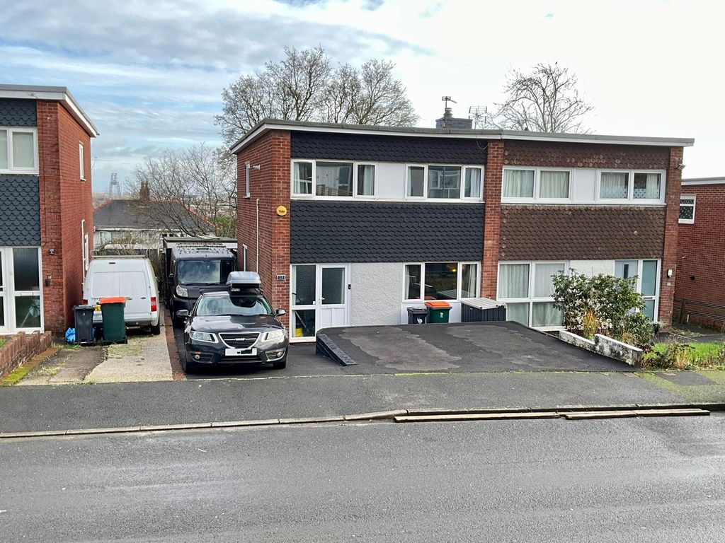 Property photo 1 of 28