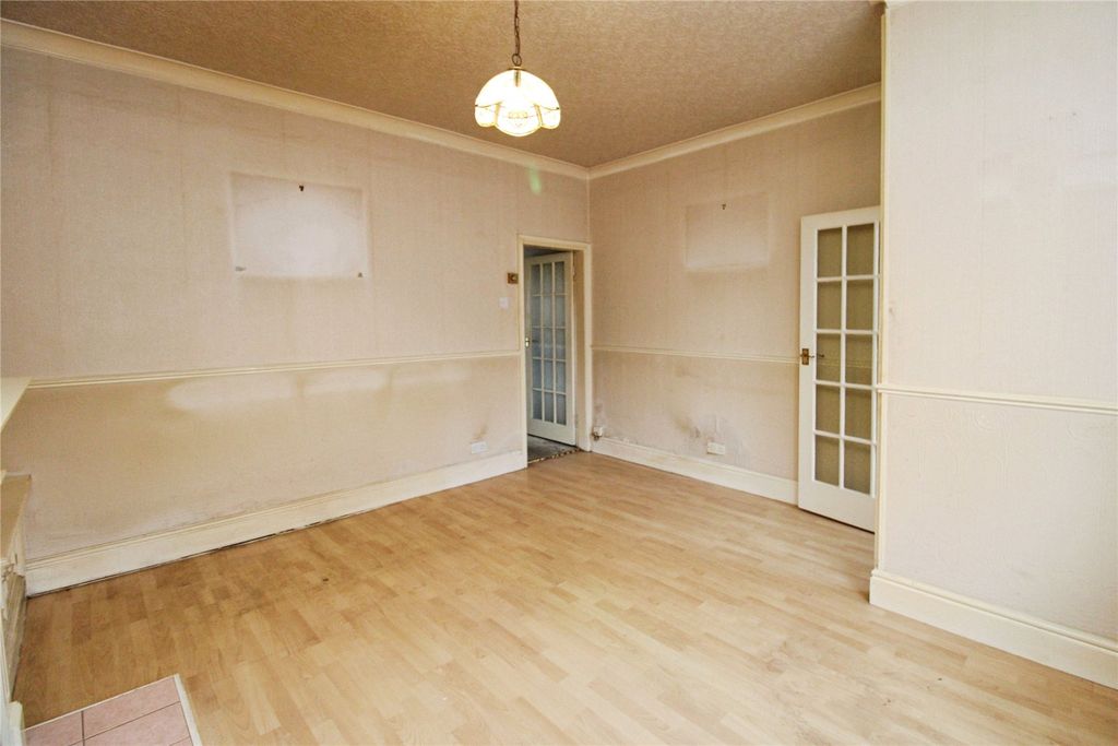 Property photo 3 of 9 Picture No. 09