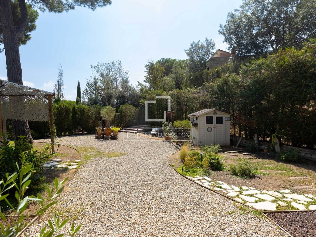 Property photo 1 of 35