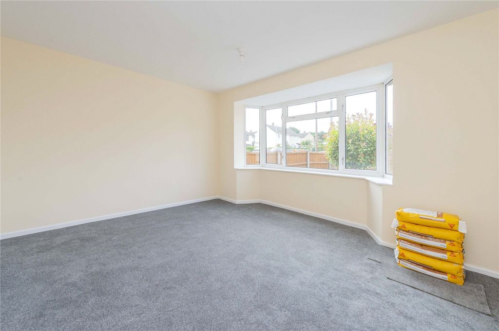 Property photo 3 of 42 Picture No. 18