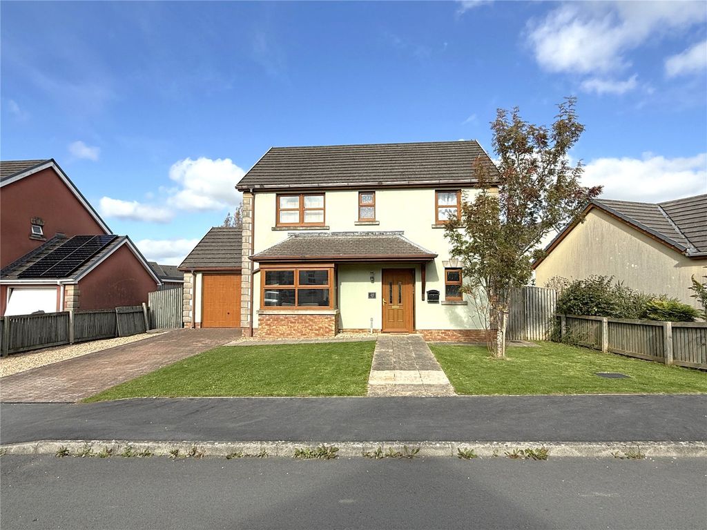 Property photo 1 of 19 Picture No. 01