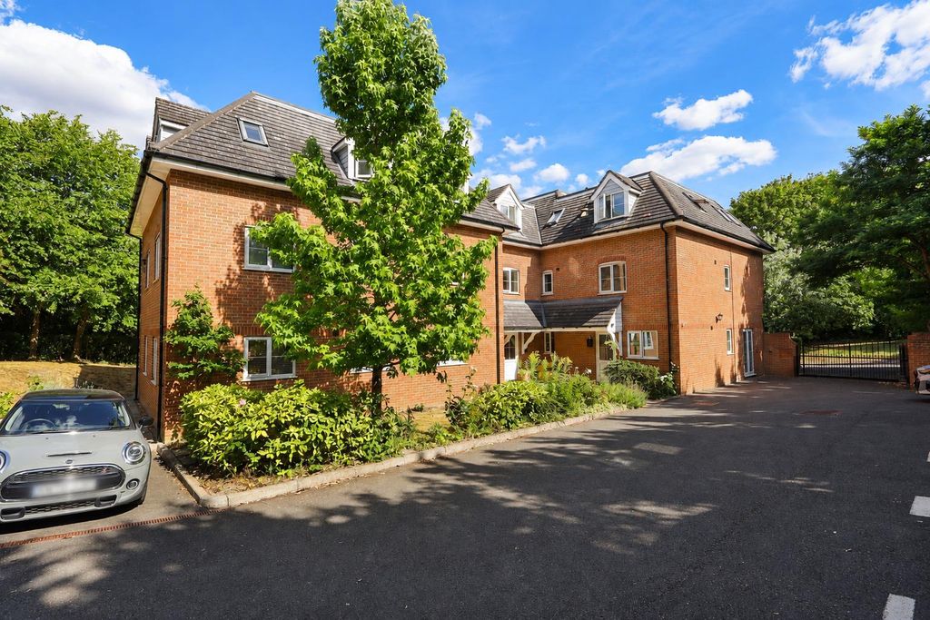 Property photo 1 of 12 Fnt1.Png