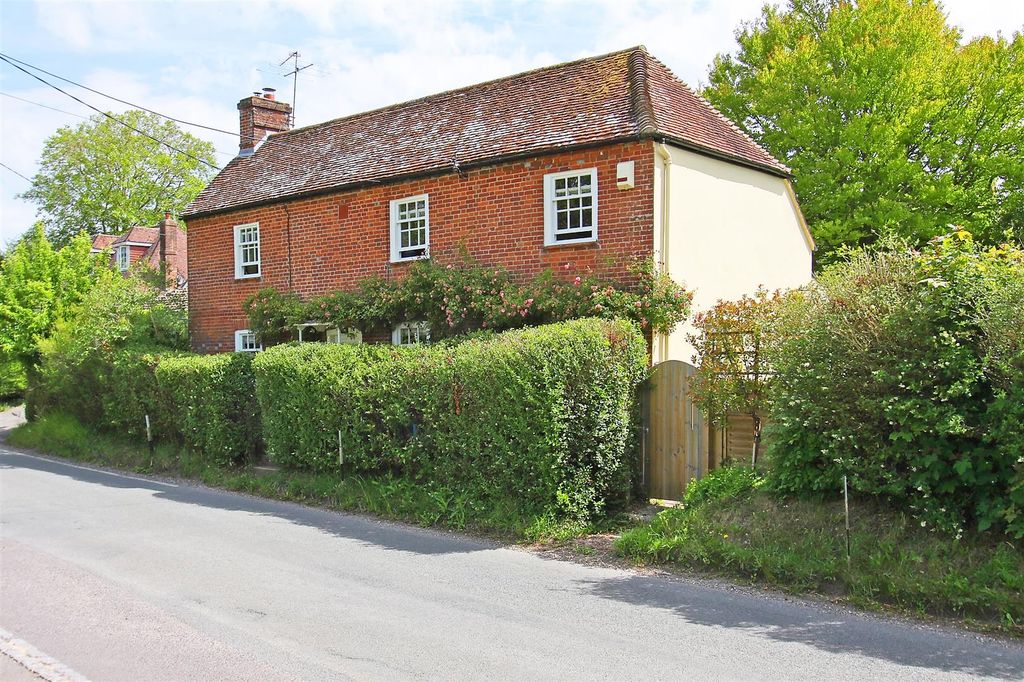 Property photo 1 of 17 Grange Cottage