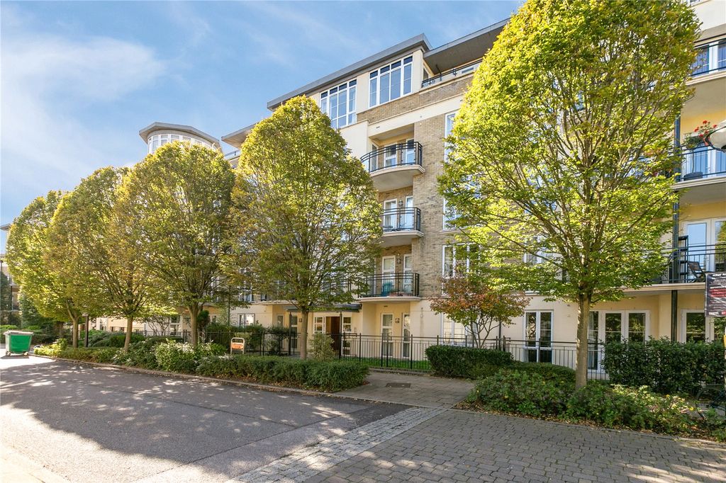 Property photo 3 of 14