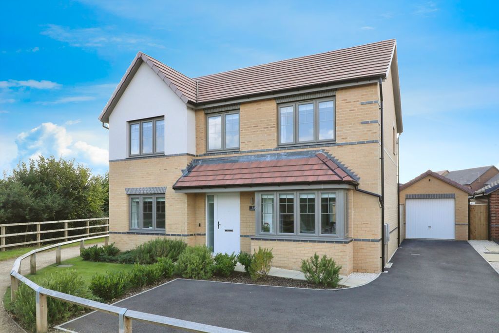 Property photo 1 of 20 8G9A5188