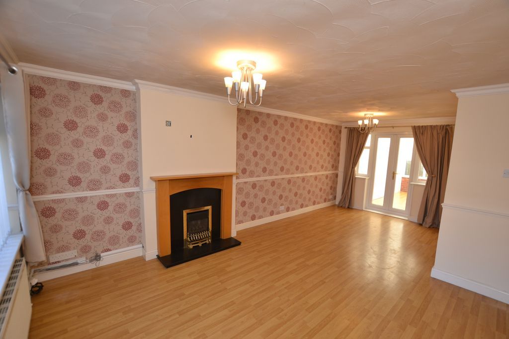 Property photo 3 of 31 Photo 2