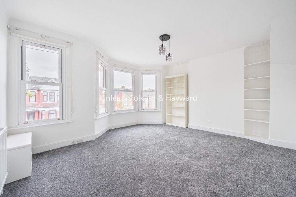 Property photo 3 of 9 Picture No. 10