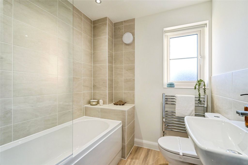 Property photo 3 of 15 Picture No. 01