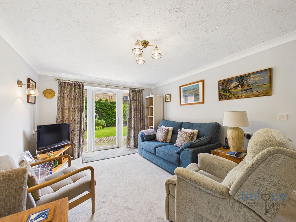 Property photo 2 of 12