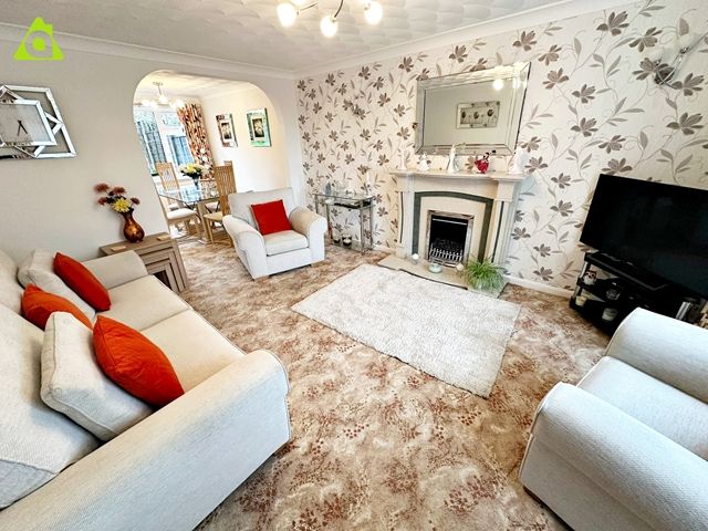 Property photo 2 of 21