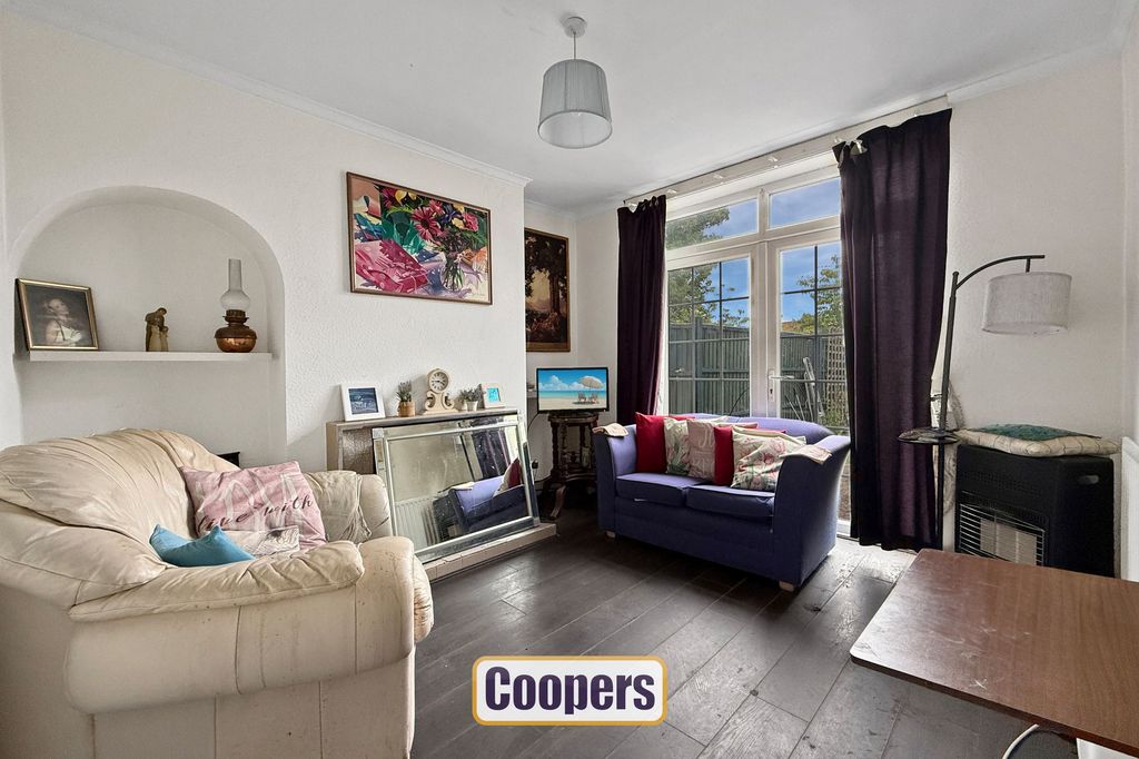 Property photo 2 of 14 Rear Reception Room