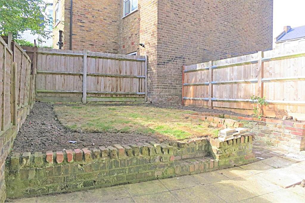 Property photo 2 of 7