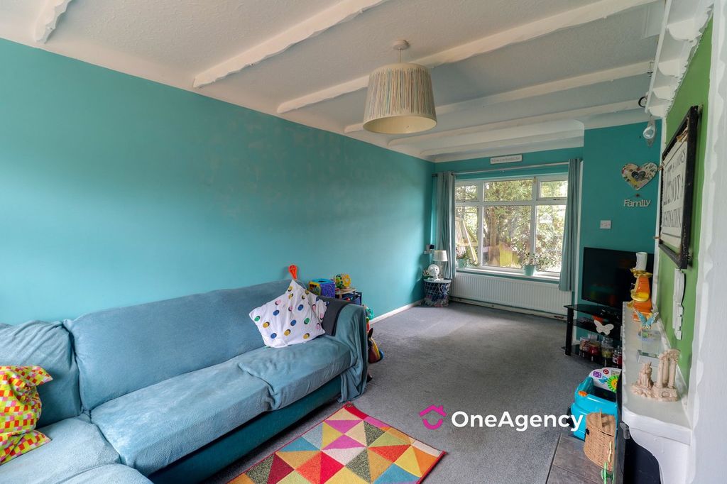 Property photo 2 of 14