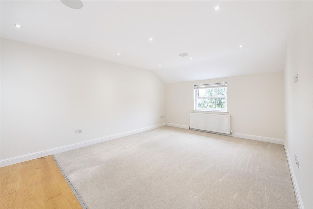 Property photo 3 of 10 Dsc_1863.Jpg