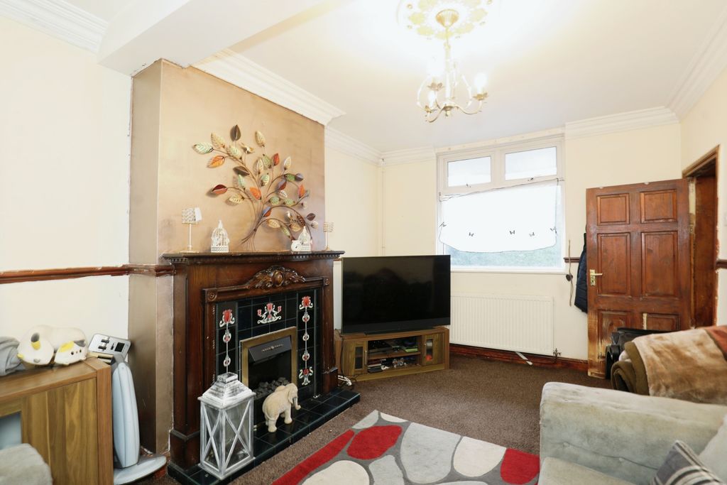 Property photo 3 of 15