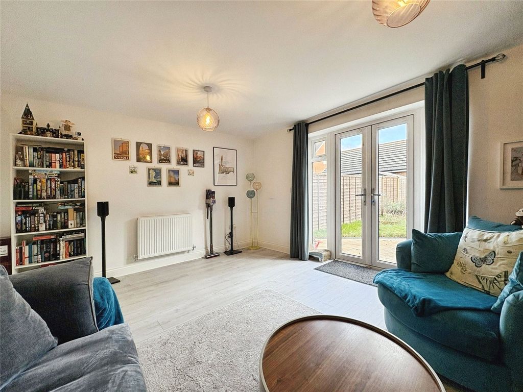 Property photo 3 of 12 Picture No. 06