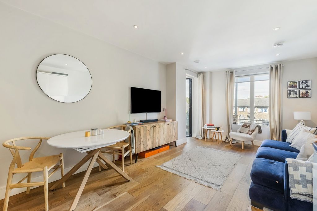 Property photo 1 of 15 Reception Room