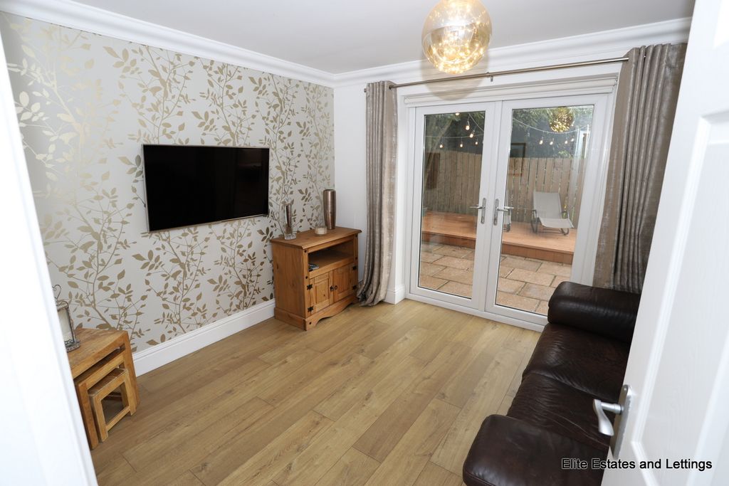 Property photo 3 of 28 04-Img_0904