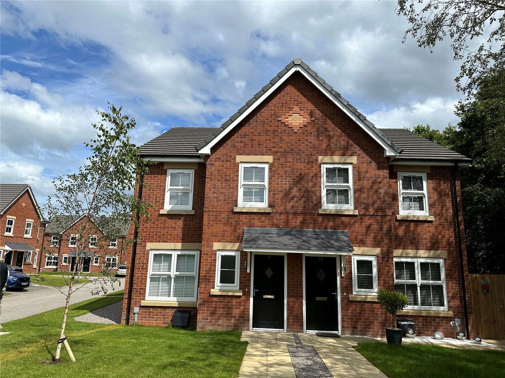 Property photo 1 of 11 3 Bedroom House For Rent