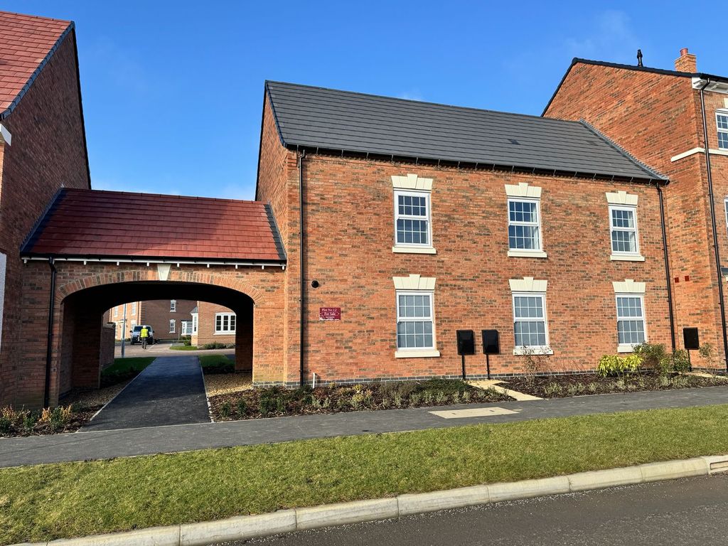 Property photo 1 of 11 Image