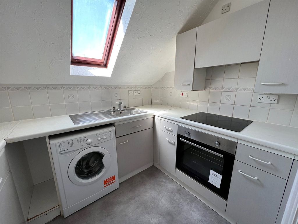 Property photo 3 of 10 Picture No. 04