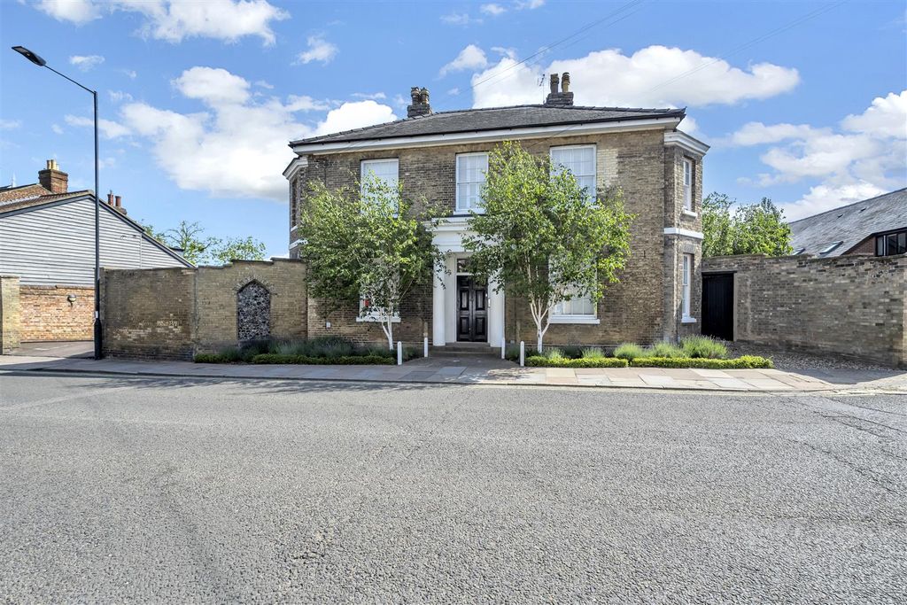 Additional image 22 of 2 bed flat for saleSouthgate Street, Bury St. Edmunds IP33