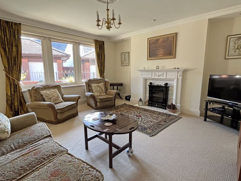 Property photo 2 of 17 Photo 12