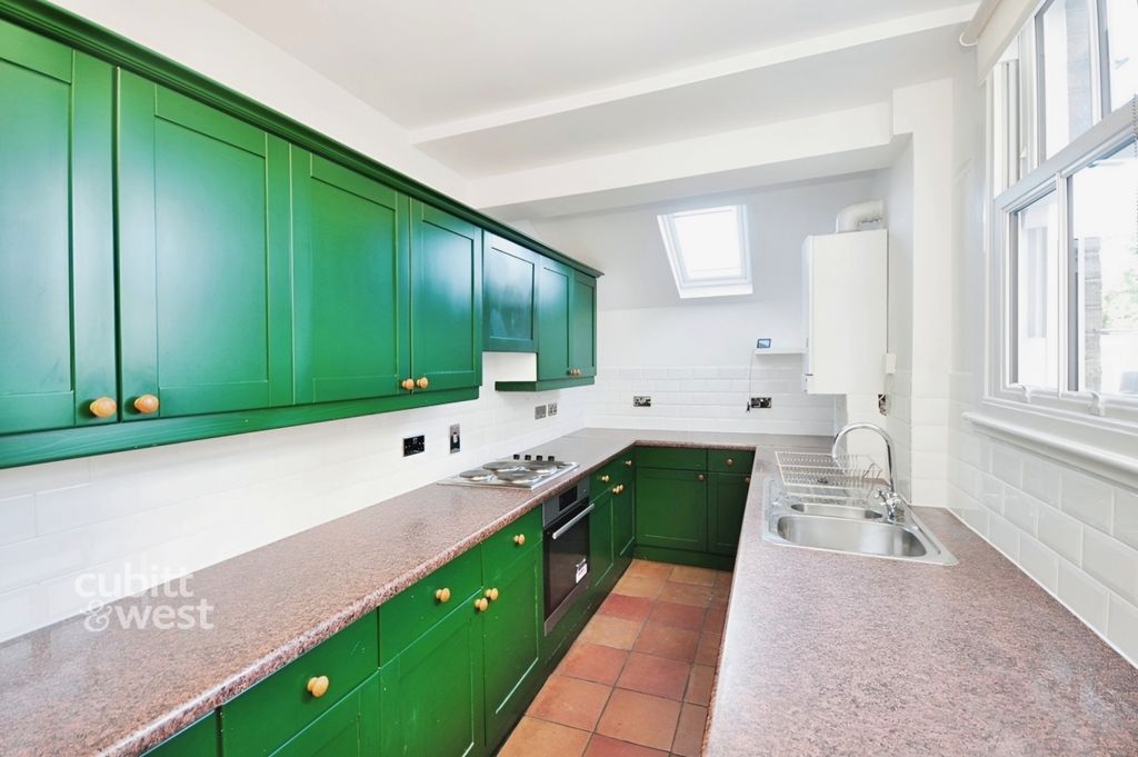 Property photo 3 of 11 2E226F77-Fileacce...