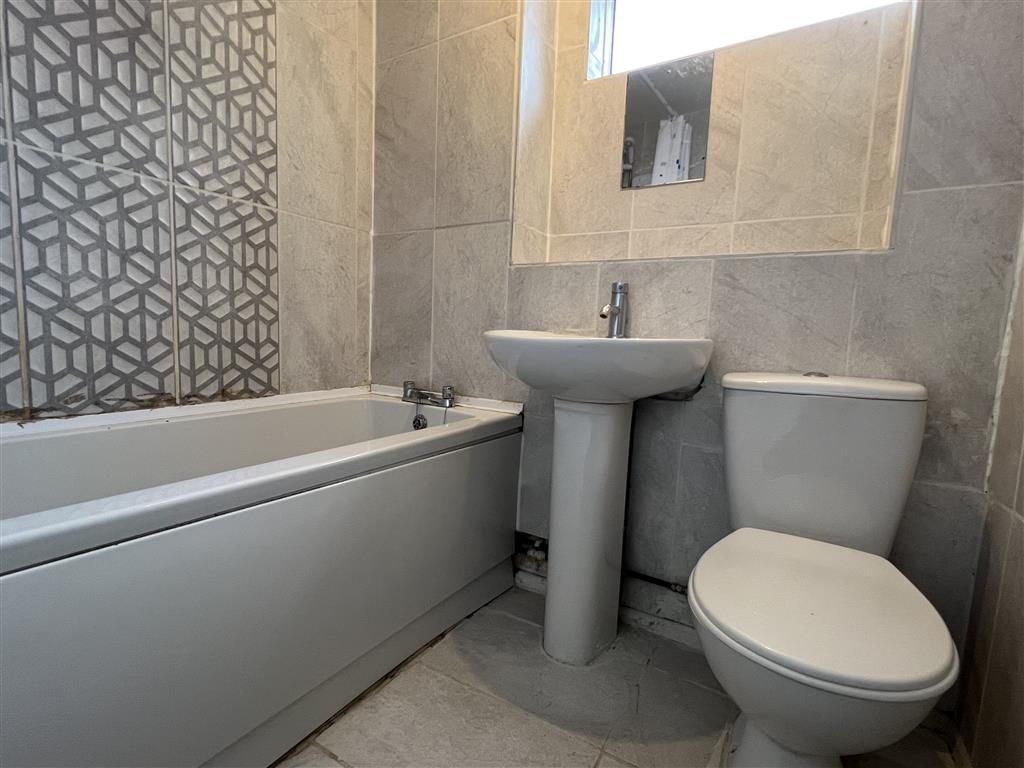 Property photo 3 of 6 Image