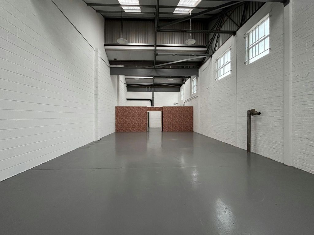 Property photo 3 of 11 Unit 1 St Catherines 04.Jpg