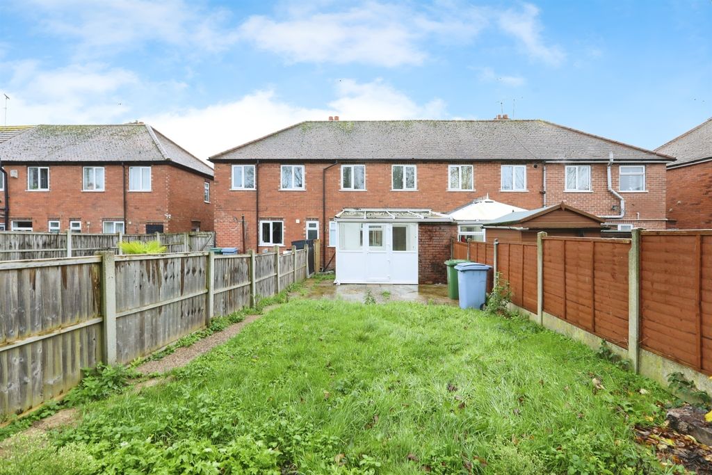 Property photo 2 of 15