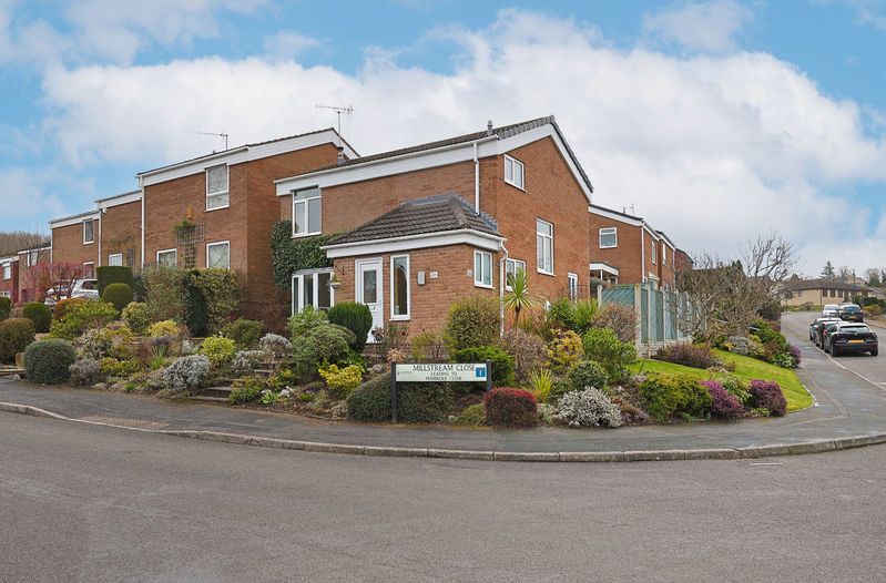 Property photo 1 of 27 Front